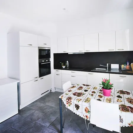 Apartment Comfort By Livingdowntown *