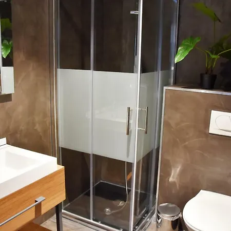 Comfort By Livingdowntown Apartmán *